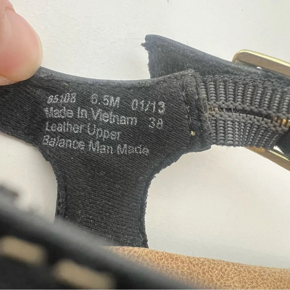 CLARKS Bendables Fisherman T-Strap Black Leather Sandals Size 6.5 Low Heel NEW - Picture 6 of 8